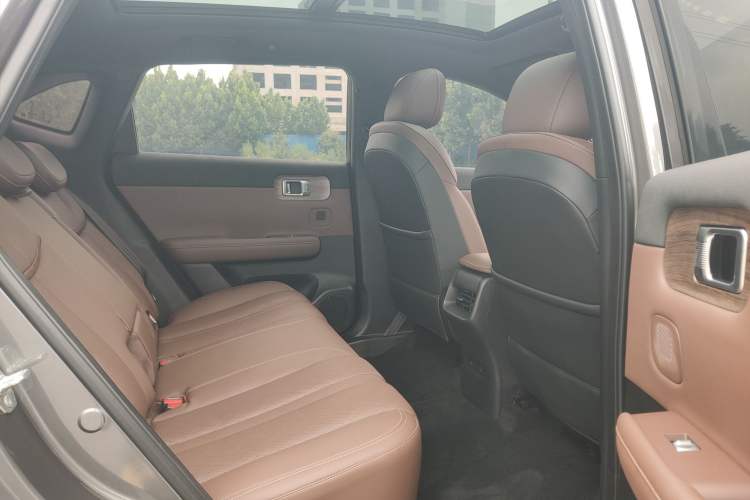 Used Wuling Xingguang S 2024 130 km Flagship Version Interior 7