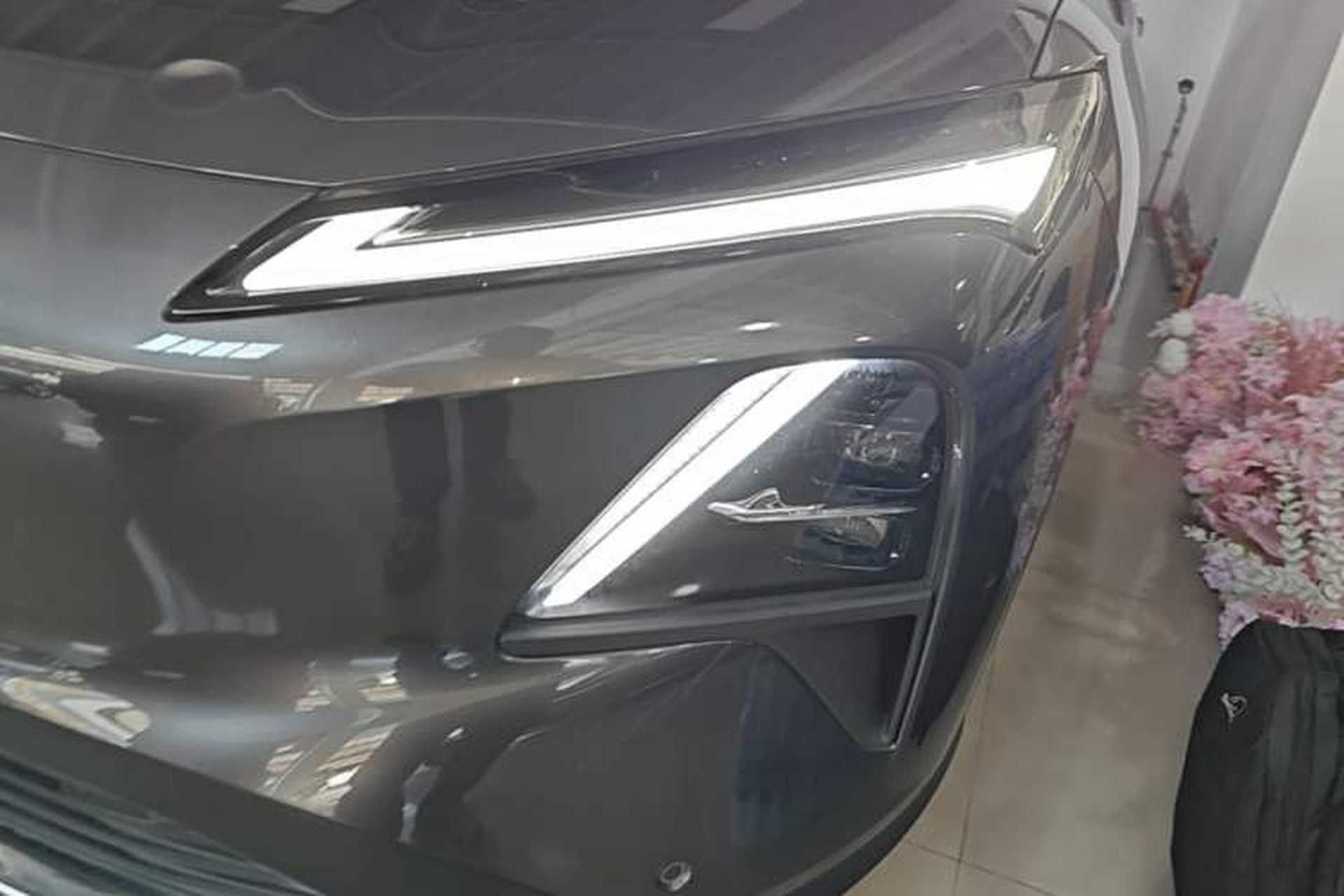 Used Wuling Xingguang S 2024 130 km Flagship Version Left Front Headlight
