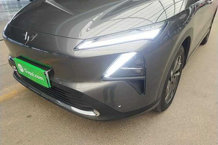 Used Wuling Xingguang S 2024 130km Flagship Version Left Front Headlight
