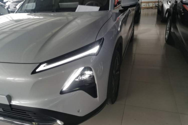 Used Wuling Xingguang S 2024 130km Flagship Version Left Front Headlight