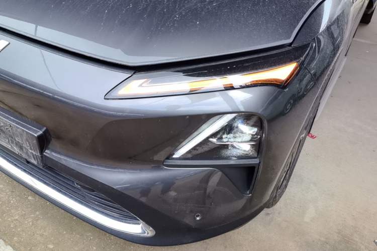 Used Wuling Xingguang S 2024 130 km Flagship Version Left Front Headlight