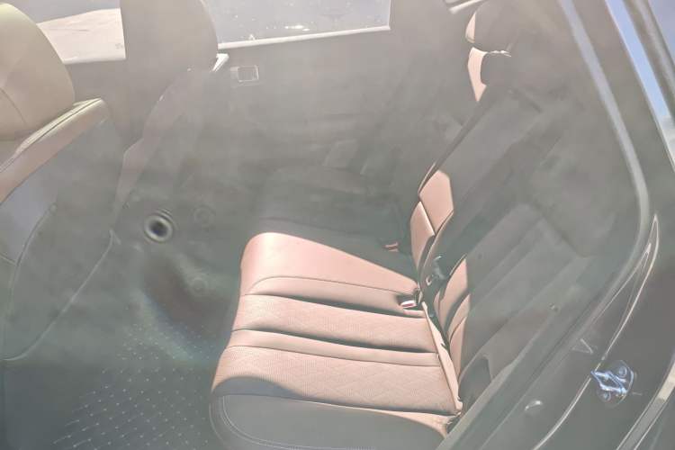 Used Wuling Xingguang S 2024 130 km Flagship Version Left Rear Seat