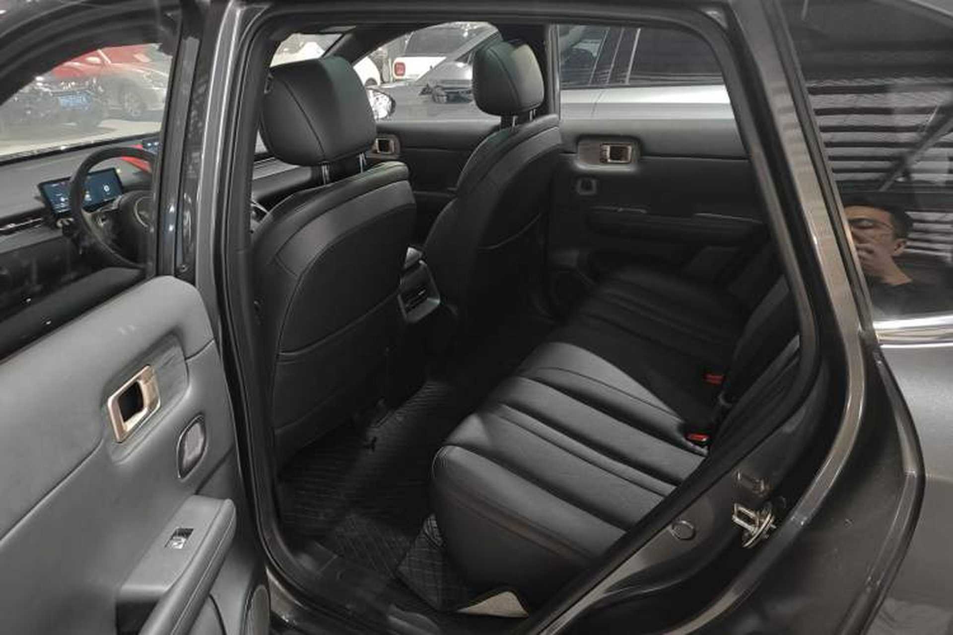 Used Wuling Xingguang S 2024 130 km Flagship Version Left Rear Seat