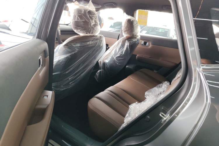 Used Wuling Xingguang S 2024 130km Flagship Version Left Rear Seat