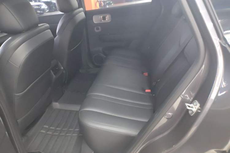 Used Wuling Xingguang S 2024 130 km Flagship Version Left Rear Seat