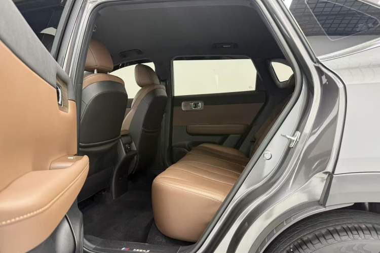 Used Wuling Xingguang S 2024 130km Flagship Version Left Rear Seat