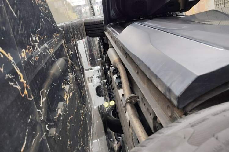 Used Wuling Xingguang S 2024 130km Flagship Version Left Side Sill