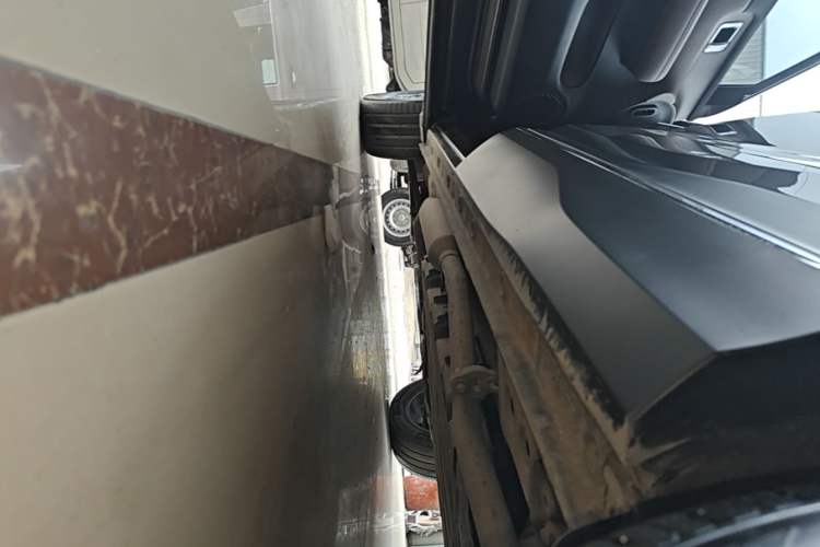 Used Wuling Xingguang S 2024 130 km Flagship Version Left Side Sill