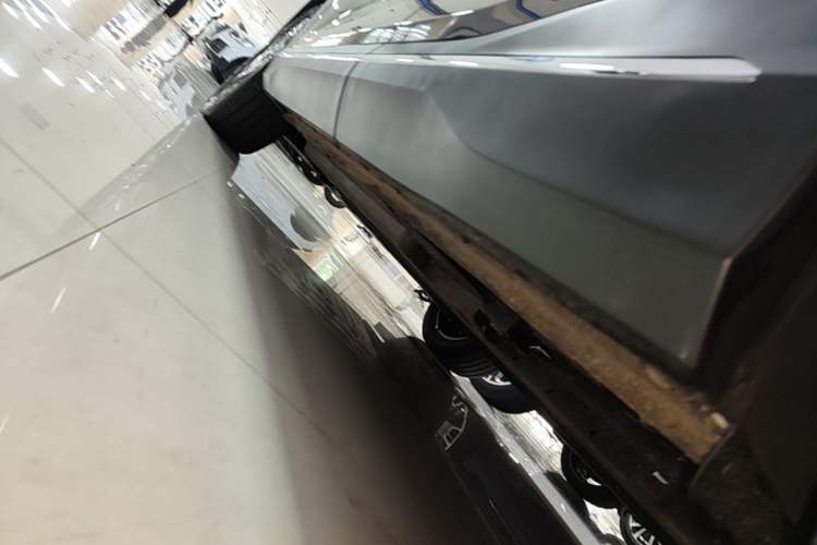 Used Wuling Xingguang S 2024 510 km Flagship Version Left Side Sill