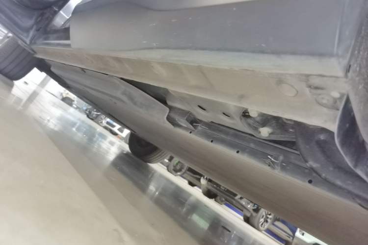 Used Wuling Xingguang S 2024 510 km Flagship Version Left Side Sill