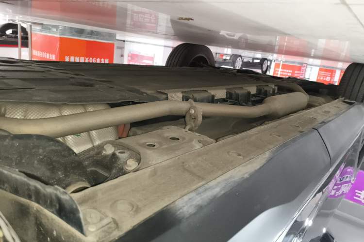 Used Wuling Xingguang S 2024 130 km Flagship Version Left Side Sill