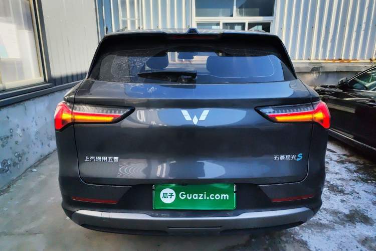 Used Wuling Xingguang S 2024 130 km Flagship Version Rear