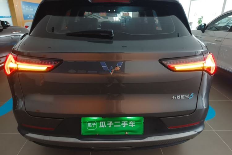 Used Wuling Xingguang S 2024 130 km Flagship Version Rear