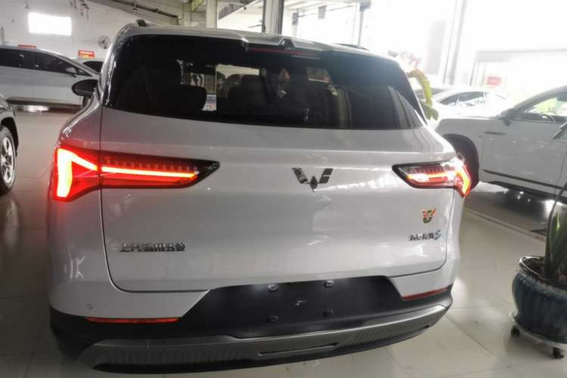 Used Wuling Xingguang S 2024 130km Flagship Version Rear