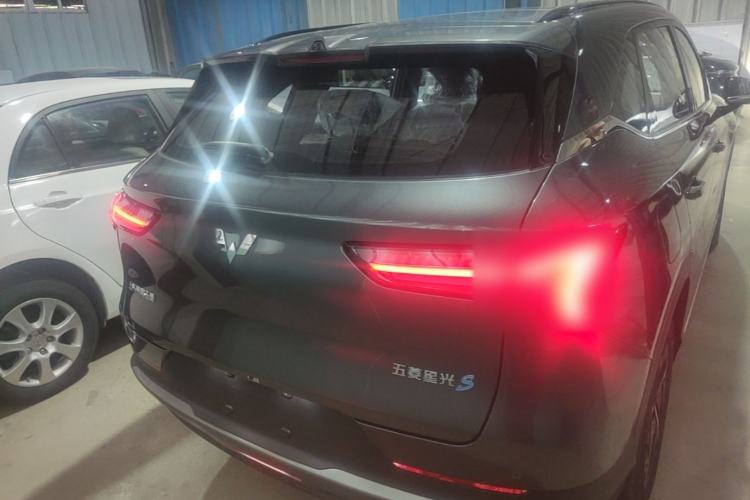 Used Wuling Xingguang S 2024 130 km Flagship Version Rear
