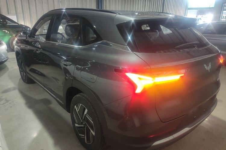 Used Wuling Xingguang S 2024 130 km Flagship Version Rear Left 45 Deg