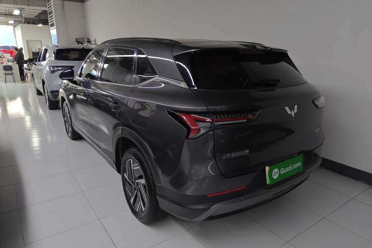 Used Wuling Xingguang S 2024 130km Flagship Version Rear Left 45 Deg