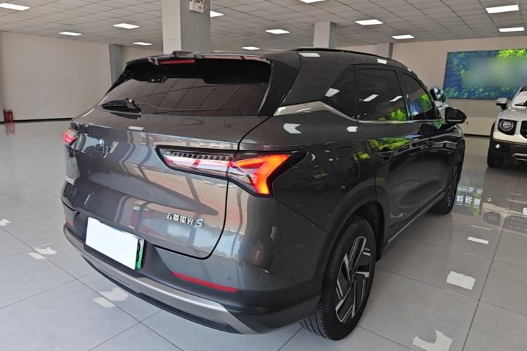 Used Wuling Xingguang S 2024 130 km Flagship Version Rear Right 45 Deg