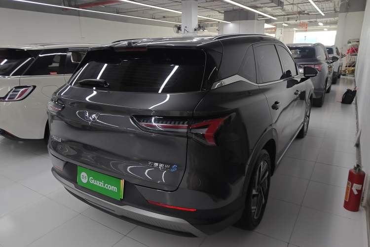 Used Wuling Xingguang S 2024 510km Flagship Edition Rear Right 45 Deg