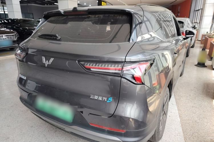 Used Wuling Xingguang S 2024 130km Flagship Version Rear Right 45 Deg