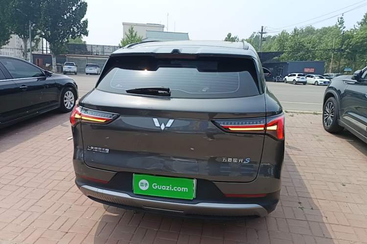 Used Wuling Xingguang S 2024 130 km Flagship Version Rear