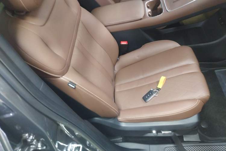 Used Wuling Xingguang S 2024 510 km Flagship Version Right Front Seat