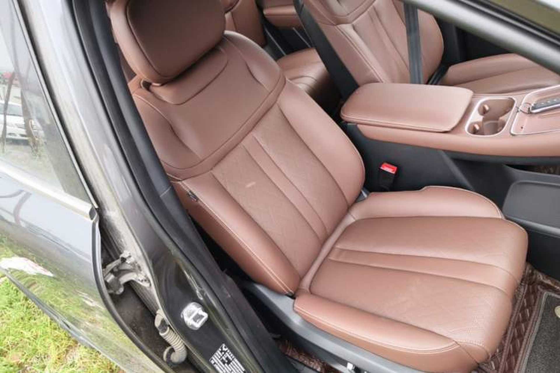 Used Wuling Xingguang S 2024 130 km Flagship Version Right Front Seat