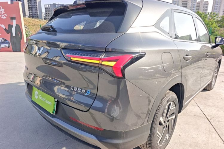 Used Wuling Xingguang S 2024 130 km Flagship Version Right Rear Taillight