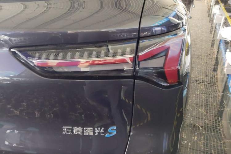 Used Wuling Xingguang S 2024 130km Flagship Version Right Rear Taillight