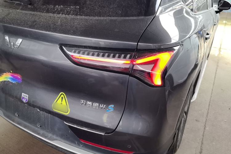 Used Wuling Xingguang S 2024 130 km Flagship Version Right Rear Taillight