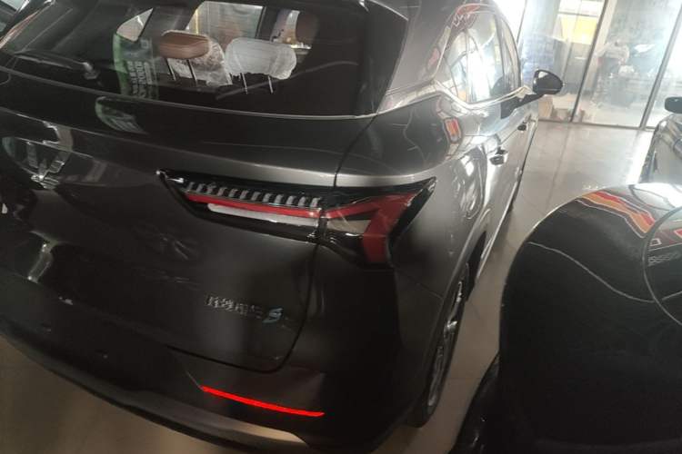 Used Wuling Xingguang S 2024 130 km Flagship Version Right Rear Taillight