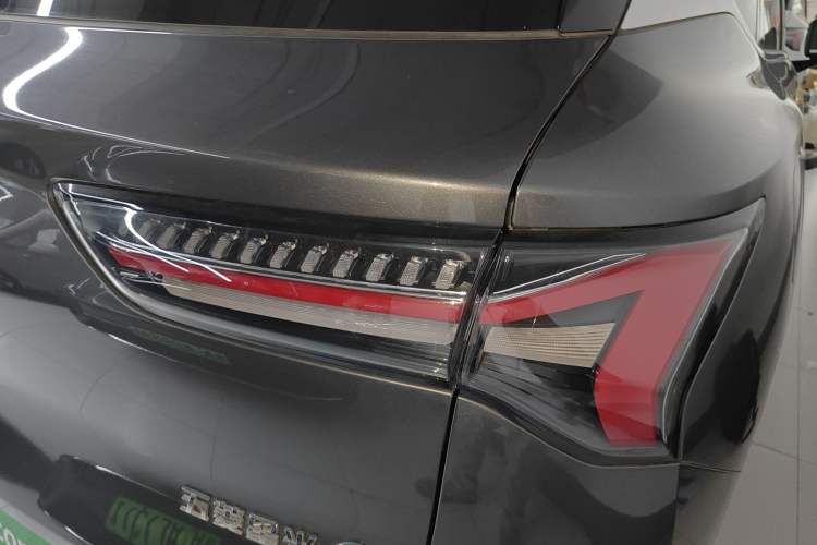 Used Wuling Xingguang S 2024 130km Flagship Version Right Rear Taillight