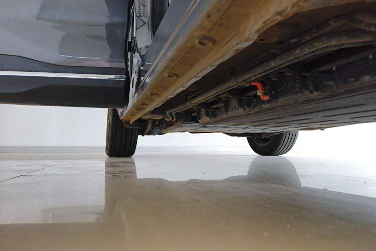 Used Wuling Xingguang S 2024 130 km Flagship Version Right Side Sill