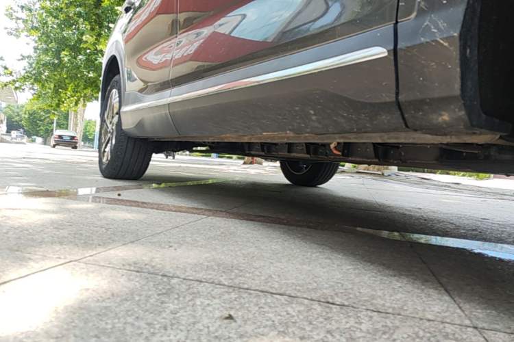 Used Wuling Xingguang S 2024 60km Advanced Version Right Side Sill
