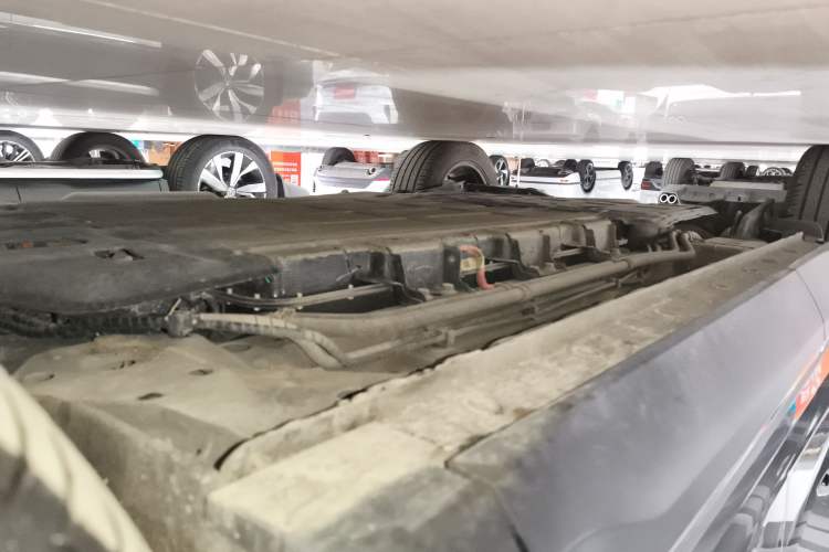Used Wuling Xingguang S 2024 130 km Flagship Version Right Side Sill