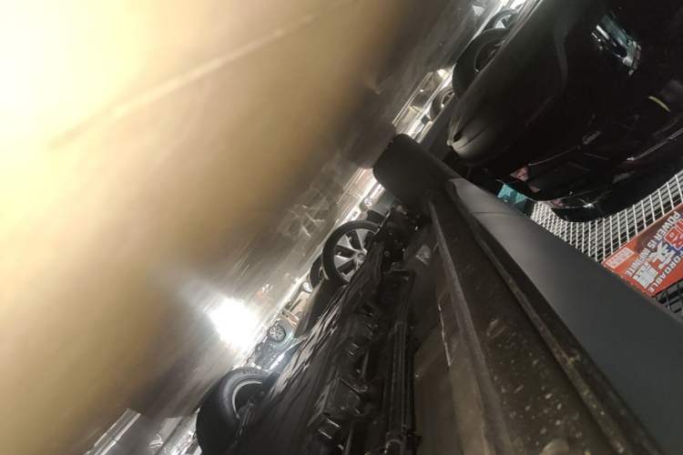 Used Wuling Xingguang S 2024 130 km Flagship Version Right Side Sill