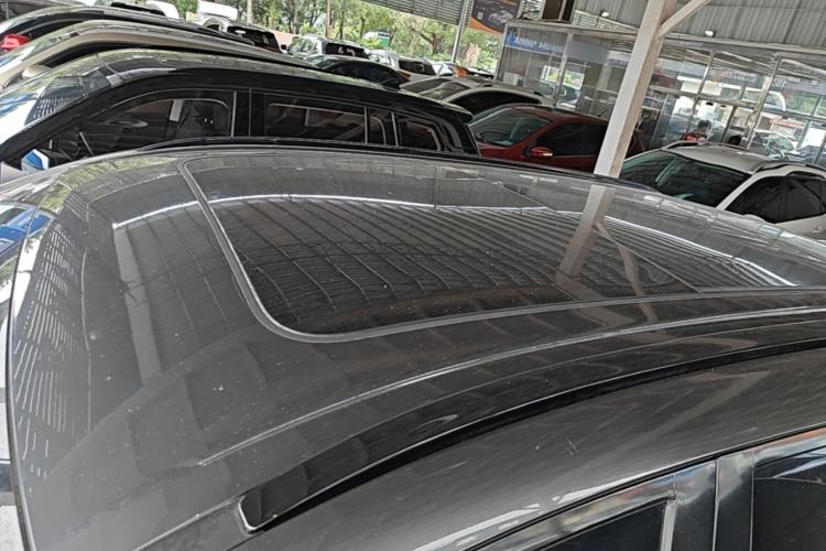 Used Wuling Xingguang S 2024 130 km Flagship Version Roof