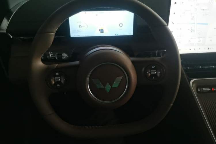 Used Wuling Xingguang S 2024 130km Flagship Version Steering Wheel