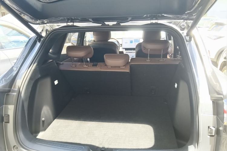 Used Wuling Xingguang S 2024 510 km Flagship Version Trunk