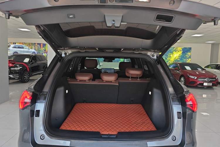 Used Wuling Xingguang S 2024 130 km Flagship Version Trunk
