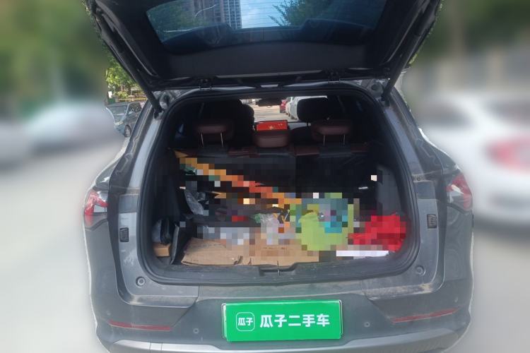 Used Wuling Xingguang S 2024 130 km Flagship Version Trunk