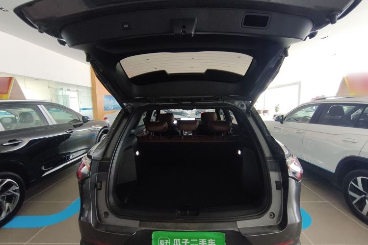 Used Wuling Xingguang S 2024 130 km Flagship Version Trunk