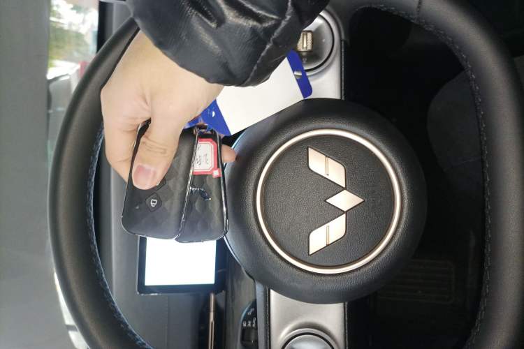 Used Wuling Xingguang S 2024 510 km Flagship Version Vehicle Key