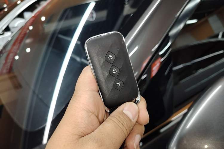 Used Wuling Xingguang S 2024 130 km Flagship Version Vehicle Key
