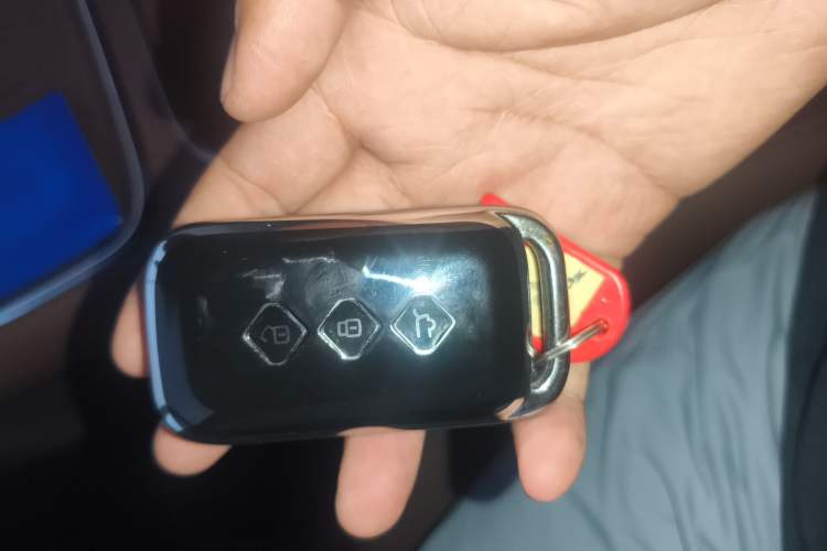 Used Wuling Xingguang S 2024 510 km Flagship Version Vehicle Key