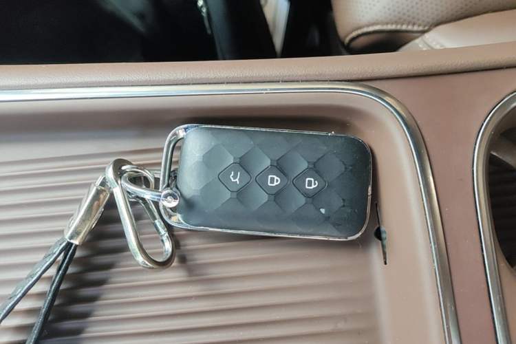 Used Wuling Xingguang S 2024 60km Advanced Version Vehicle Key