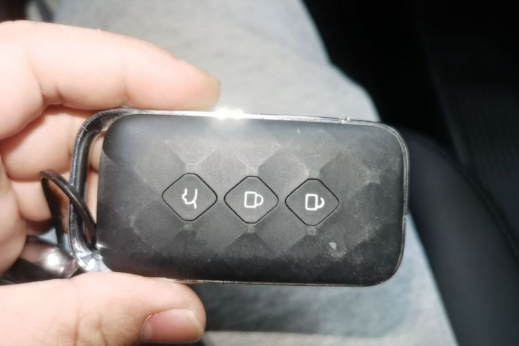 Used Wuling Xingguang S 2024 130 km Flagship Version Vehicle Key