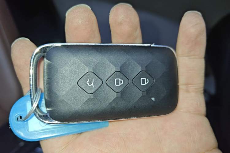 Used Wuling Xingguang S 2024 130 km Flagship Version Vehicle Key