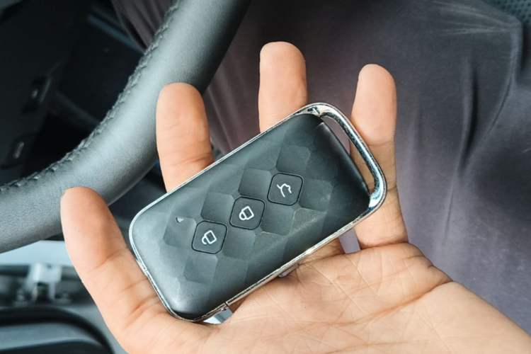 Used Wuling Xingguang S 2024 510 km Flagship Version Vehicle Key