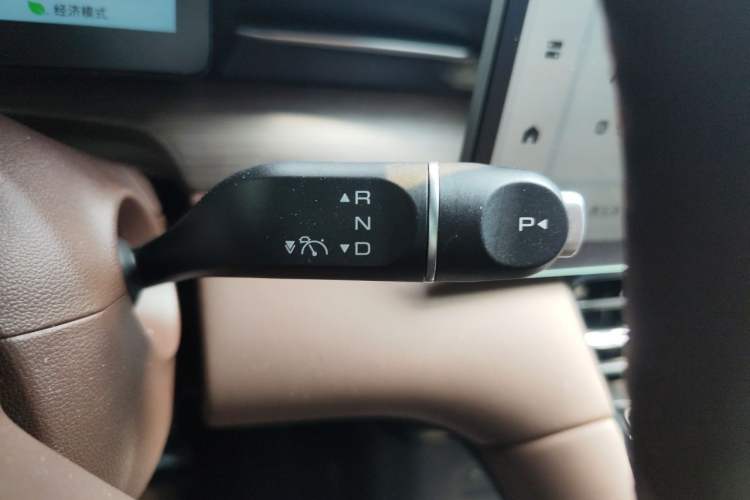 Used Wuling Xingguang S 2024 510 km Flagship Version Gear Lever